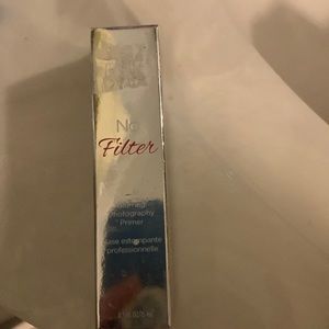 PUR No Filter Blurring Photography Primer 0.5 oz. Used twice.